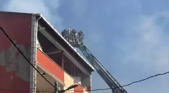 İstanbul Avcılar'da Yangın: 4 Bina Alev Alev Yandı