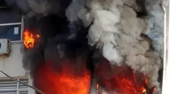 Şanlıurfa'da Hükümet Konağı'nda Yangın Çikti