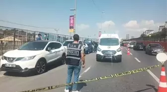 İstanbul-Küçükçekmece'de bir kişi otomobil içerisinde ölü bulundu -1