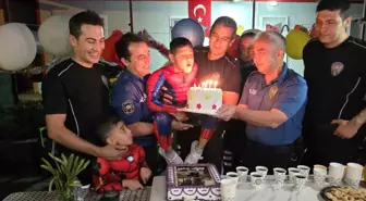 DMD Hastası Sinan Mert'in Doğum Günü Polis Ekipleriyle Kutlandı