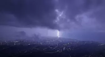 Samsun'da Sağanak Yağış Sele Neden Oldu