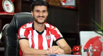 Sivasspor, Yusuf Cihat Çelik ile Anlaştı
