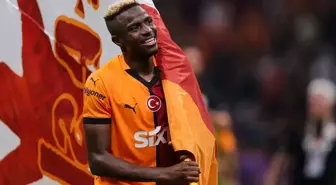 Taraftar boşuna adını haykırmıyor! Osimhen'den gönülleri fetheden hareket
