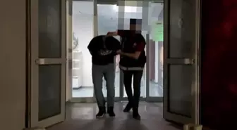 Adana'da Uyuşturucu Satıcıları Suçüstü Yakalandı