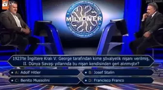 1923'te İngiltere Kralı V. George tarafından kime şövalyelik nişanı verilmiş II. Dünya Savaşı yıllarında bu nişan kendisinden geri alınmıştır?