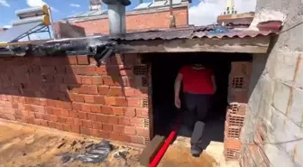 Elazığ'da Çatı Yangını Kontrol Altına Alındı