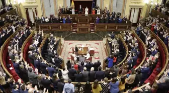 İspanya'da Haftalık Çalışma Saatinin Düşürülmesi Teklifi Mecliste Reddedildi