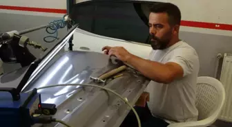 Malatyalı Usta, Göçükleri Torpil ile Düzelterek Viral Oluyor