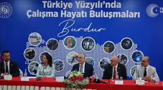 Bakan Işıkhan: Türkiye, Dünyanın Güven Adası Olmaya Devam Ediyor