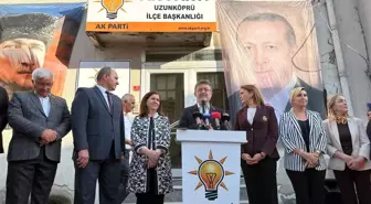 Tarım ve Orman Bakanı Yumaklı, Uzunköprü AK Parti İlçe Başkanlığı'nı Ziyaret Etti