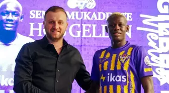 Eyüpspor, Senegal'li Defans Oyuncusu Gilbert Mendy'yi Transfer Etti