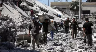 Hamas, İsrail'in Hava Saldırısını Kınadı