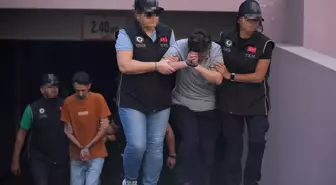 İzmir'deki karakol saldırısında saldırgan ile anne ve babası dahil 9 kişiye tutuklama talebi