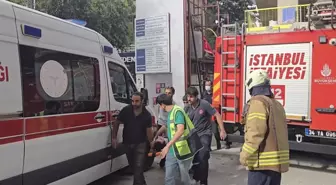 Kadıköy'de İnşaat Alanında Toprak Kayması: 2 İşçi Yaralandı