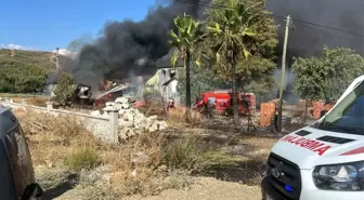 Muğla Seydikemer'deki Kereste Deposunda Yangın Kontrol Altına Alındı