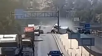 Döşemealtı'nda Feci Trafik Kazası: Tır Sürücüsü Hayatını Kaybetti