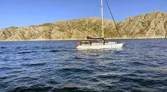 Marmaris Açıklarında 80 Düzensiz Göçmen ve 2 Kaçakçı Yakalandı