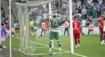 Bursaspor, Arnavutköy Belediyesi'ni 3-1 Mağlup Etti
