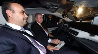 Cumhurbaşkanı Erdoğan yeni TOGG T10F ile Dolmabahçe'de test sürüşü yaptı