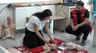 Dünya İlk Yardım Günü'nde İklim Değişikliği Teması Öne Çıkıyor