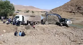 İş Makinesi Bakımı Yaparken Kamyon Çarpan Genç Hayatını Kaybetti