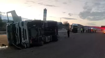 Kırıkkale'de Tır Kazası: 2 Yaralı