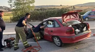 Balıkesir'de Tek Taraflı Trafik Kazası: 4 Yaralı