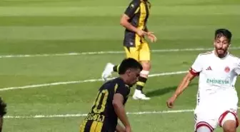 İstanbulspor, Ümraniyespor'u 4-0 Mağlup Etti