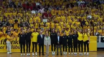 VakıfBank, Bosna Hersek'te 38 voleybol okulu ile stratejik iş birliği yaptı