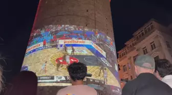 Galata Kulesi'nde Basketbol Finali Coşkusu