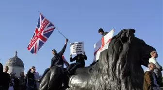 Londra'da Aşırı Sağcı Mitinge 100.000 Protesto