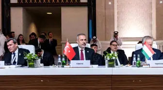 Dışişleri Bakanı Hakan Fidan, Katar'da İİT-Arap Ligi Zirvesi'ne Katıldı