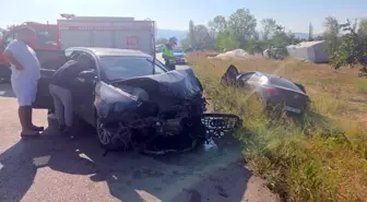 Bursa'da Kafa Kafaya Çarpışma: 4 Yaralı
