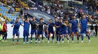 Menemen FK, Isparta 32 Spor'u Yenerek Seri Başlattı