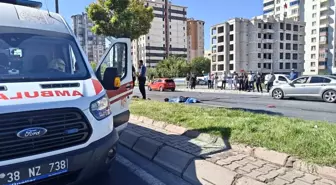 Kayseri'de Motosiklet Kazasında Kadın Hayatını Kaybetti