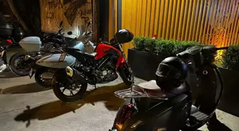 Sarıyer'de Kaldırıma Park Eden Motosikletlere Cezalar Kesildi