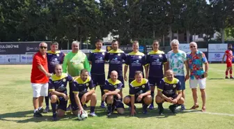 Çeşme'de Dostluk Rüzgarı: Master Futbol Turnuvası Gerçekleşti