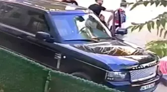 Süratli Sürücü, Babayı Çocuklarının Gözünde Tokatladı