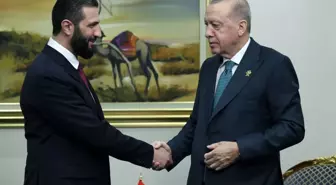 Cumhurbaşkanı Erdoğan Katar'da Ahmed Şara ile görüştü! Dikkat çeken YPG/PKK vurgusu