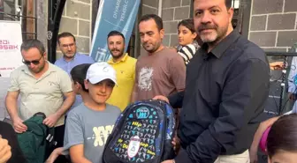 Mehmet Bozkuş'tan Öğrencilere Kırtasiye Desteği