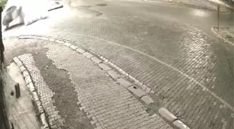 Elazığ'da Trafik Kazaları Güvenlik Kameralarına Yansıdı
