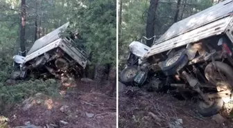Kamyonet 60 metrelik uçuruma yuvarlandı, sürücü hayatını kaybetti