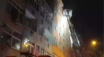 Küçükçekmece'deki Yangında 12 Kişi Kurtarıldı