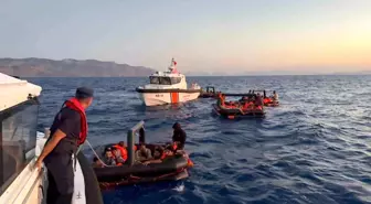 Marmaris'te 74 Düzensiz Göçmen Kurtarıldı, Kaçakçı Yakalandı