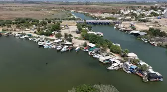 Antalya Acısu Nehri'nde Kaçak Yapılaşma Artıyor