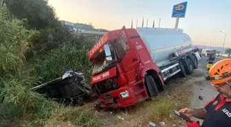 Aydın'da Akaryakıt Tankeri ile Minibüs Çarpıştı: 4 Yaralı