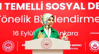 Bakan Göktaş, Muhtarlarla Sosyal Destek Modeli Toplantısında Bir Araya Geldi