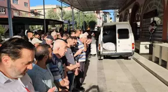 Nazilli'nin Sevilen Esnafı Barış Yıldırım Kalp Krizinden Hayatını Kaybetti