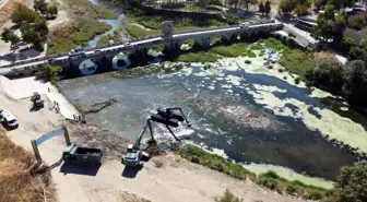 Edirne'de Tunca Nehri'nde Temizlik Çalışmaları Başladı