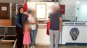 Isparta'da duyarlı vatandaş bulduğu cüzdanı polise teslim etti